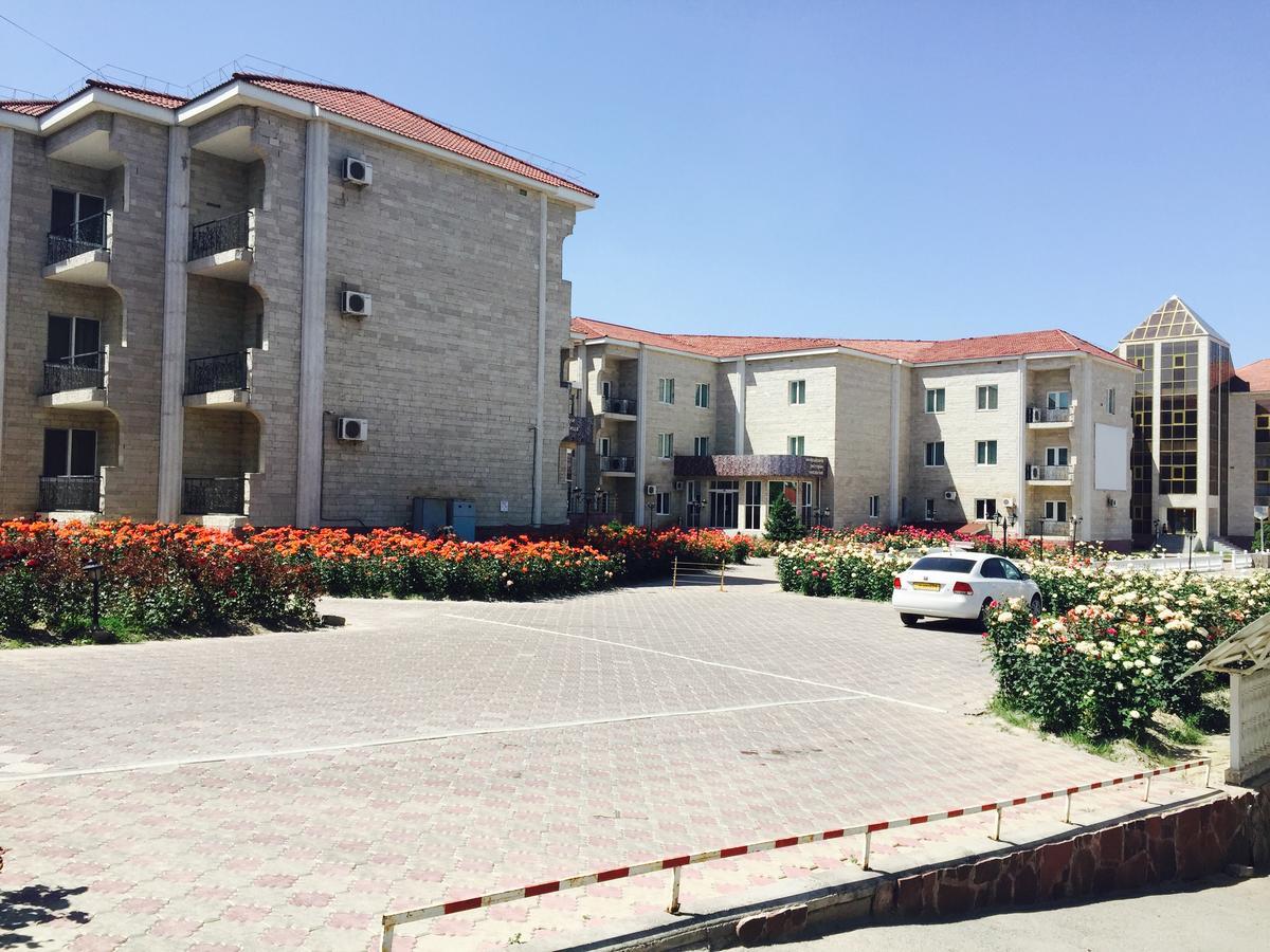 טרז Hotel Ark Ms מראה חיצוני תמונה
