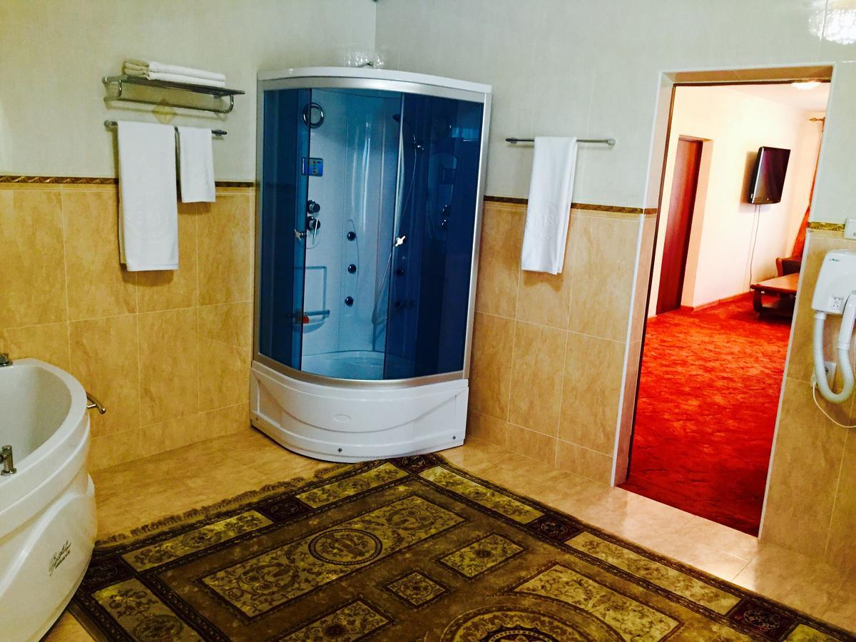 טרז Hotel Ark Ms מראה חיצוני תמונה